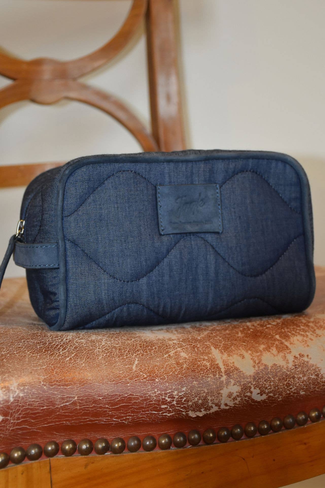 Beauty case da toilette da viaggio in denim trapuntato Care