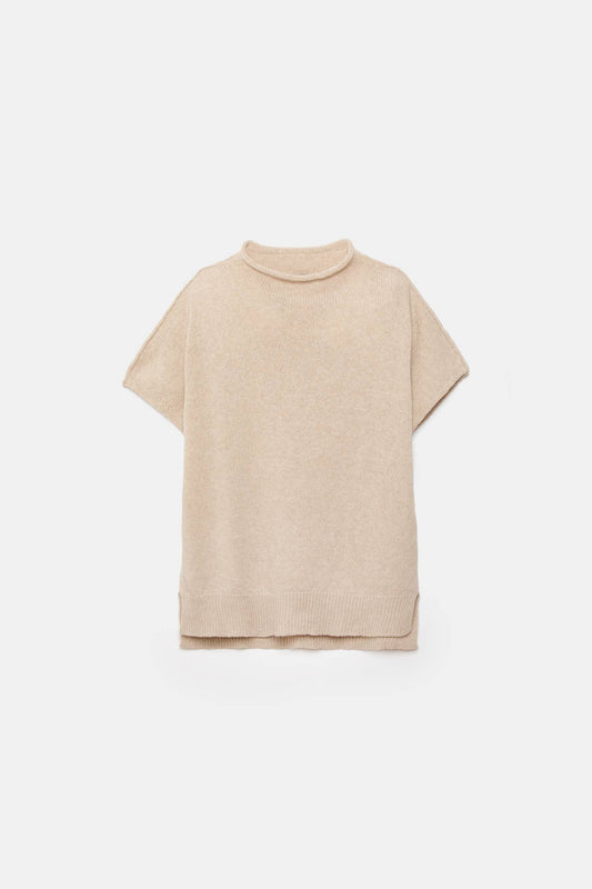 Maglione oversize in lana con collo alto e maniche a pipistrello