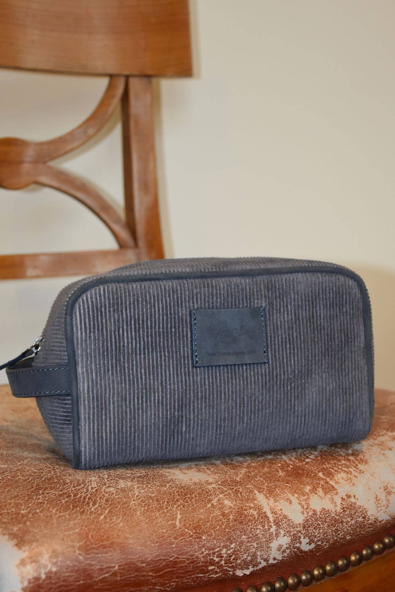 Astuccio da toilette Care blu chiaro in velluto di cotone