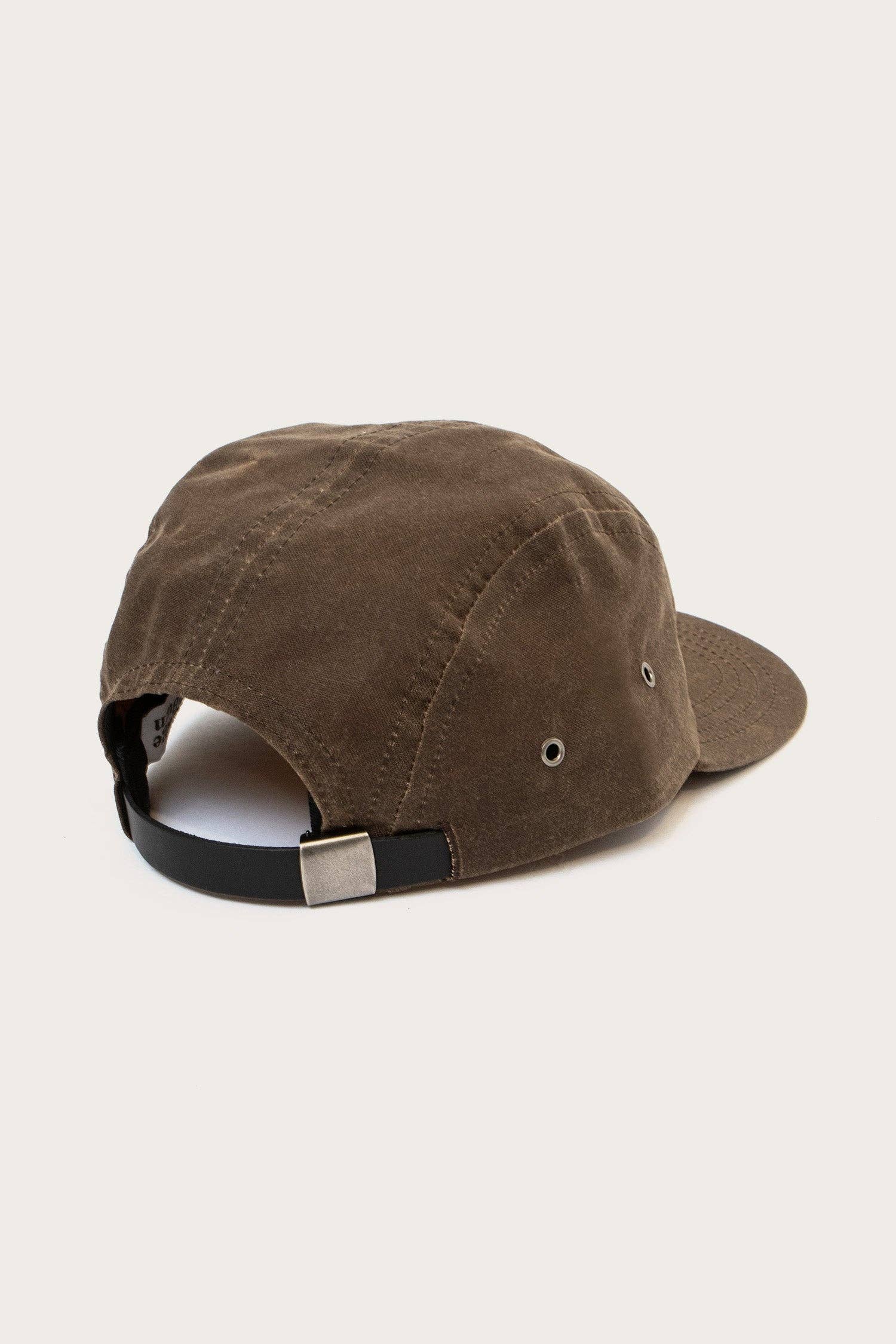 Cappello camper in tela cerata