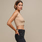 Top crop in maglia a costine con bordo ondulato
