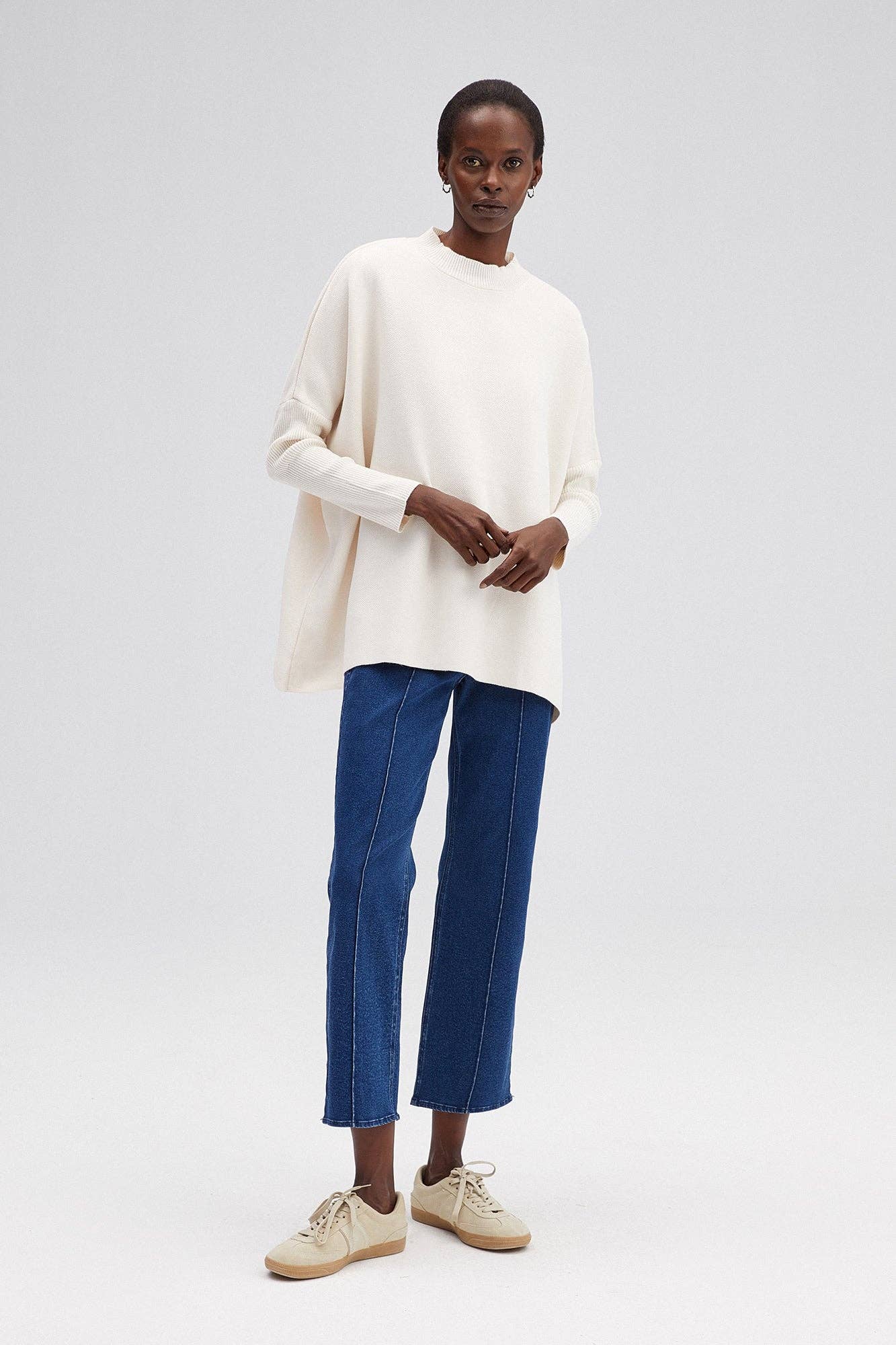 Tunica in maglia oversize con spalle scese