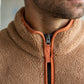 Felpa sherpa con collo zip color cammello