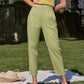 Pantaloni con pinces in cotone stretch a vita alta