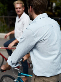 Camicia su misura easy in cotone a righe azzurre