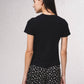 T-shirt basic aderente con catena dorata