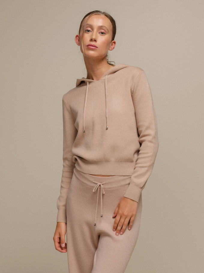 Felpa in maglia con cappuccio da donna