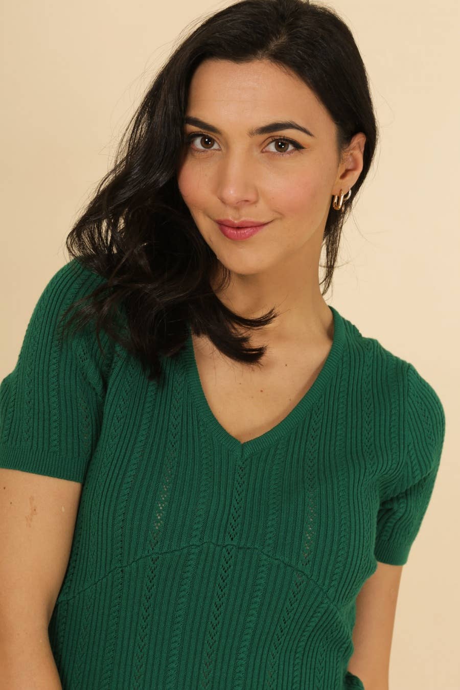 Top in maglia traforata con scollo a V Maki