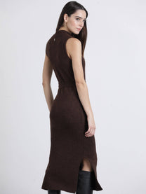 Abito midi in maglia a rete con cintura