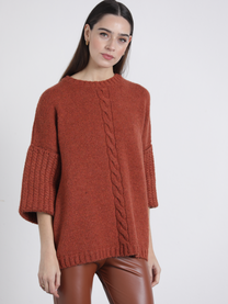 Tunica in maglia con treccia e maniche a tre quarti
