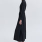 Abito maxi in crêpe nero con cintura e collo alto