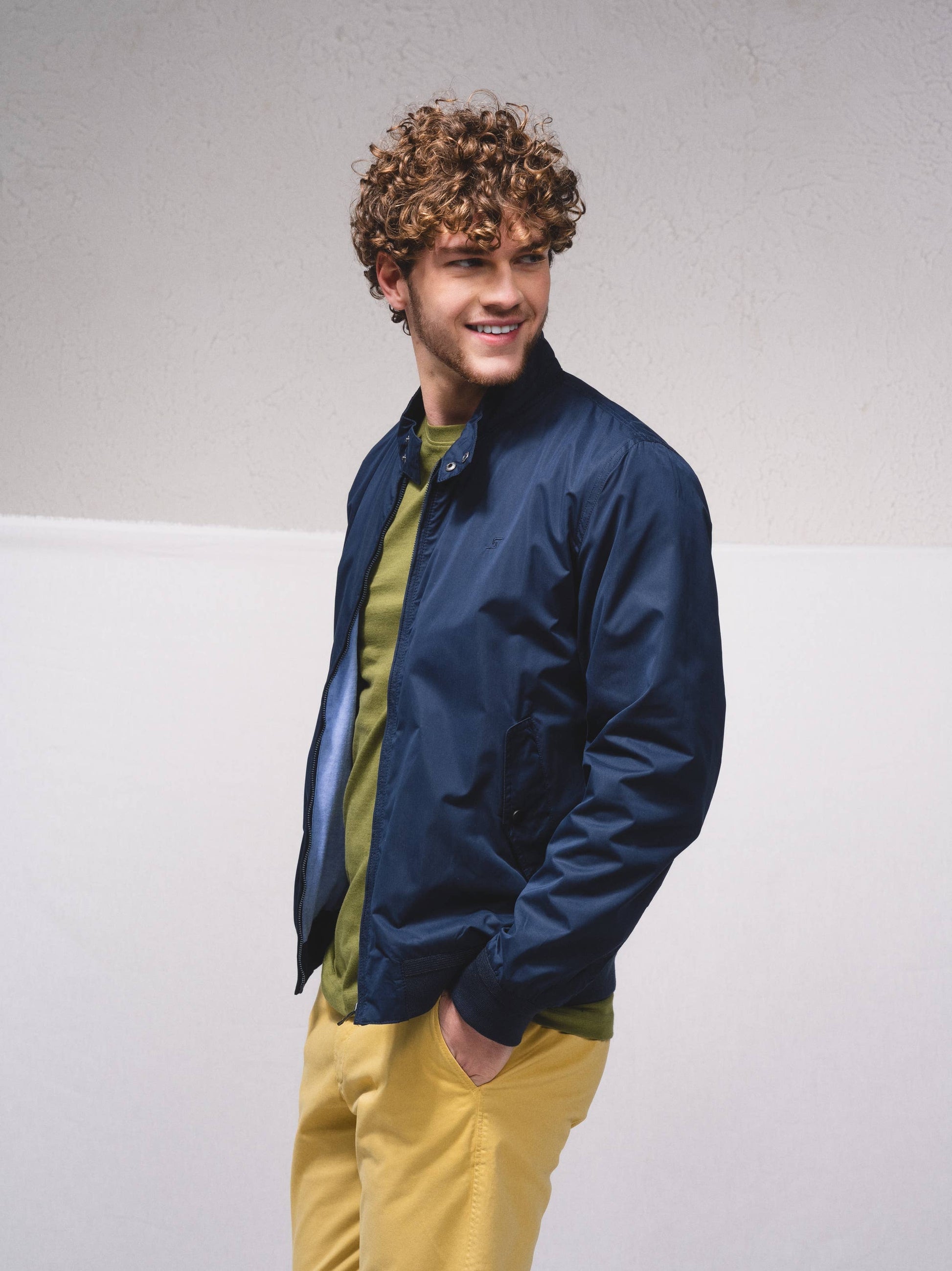 Giacca bomber leggera con zip