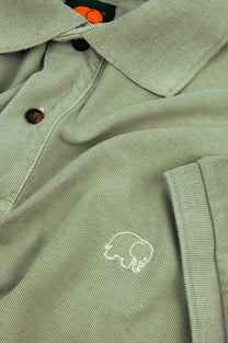Polo in cotone organico tinto in pigmento Verde Reseda