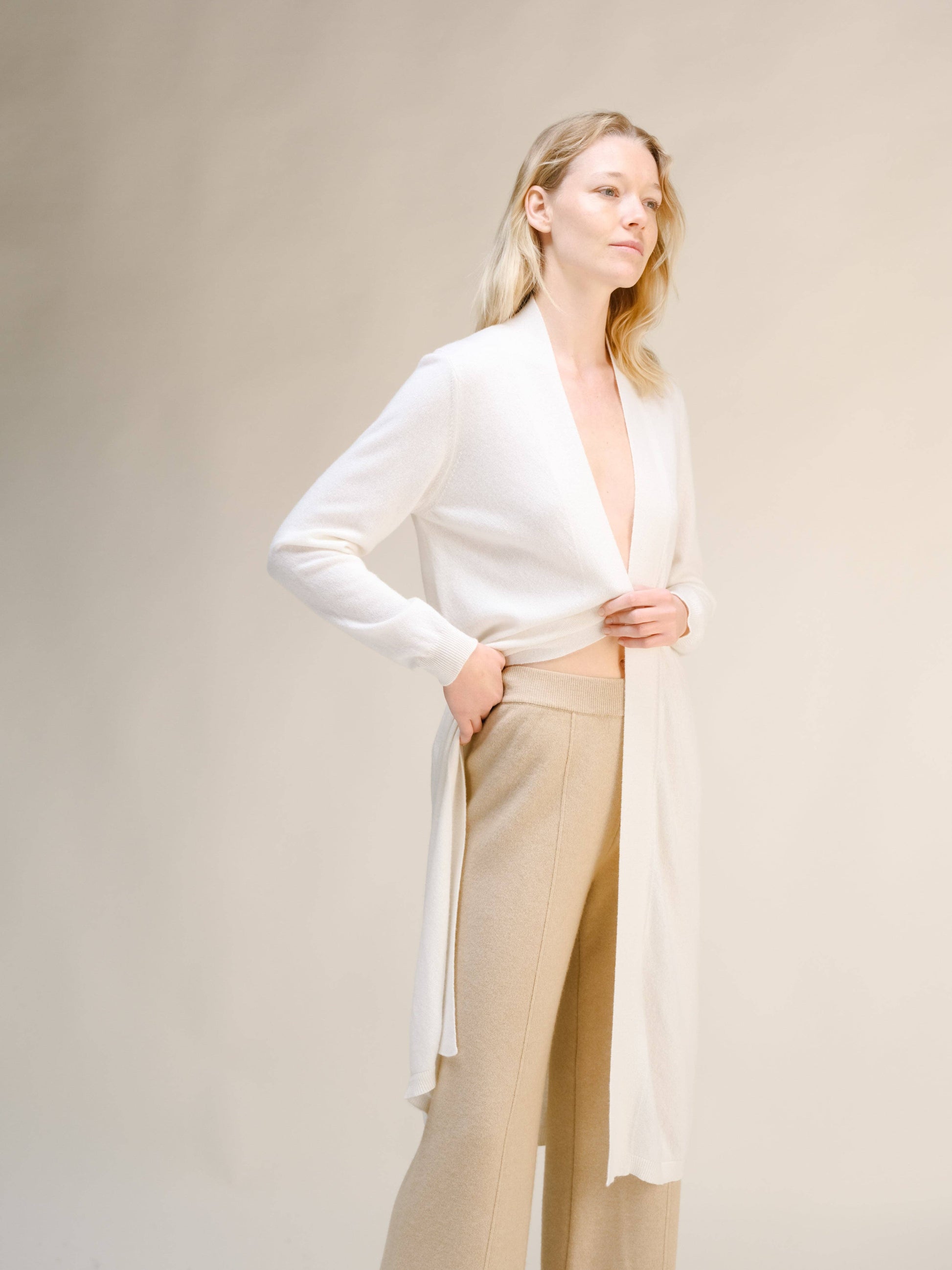 Cardigan lungo aperto in misto cashmere da donna