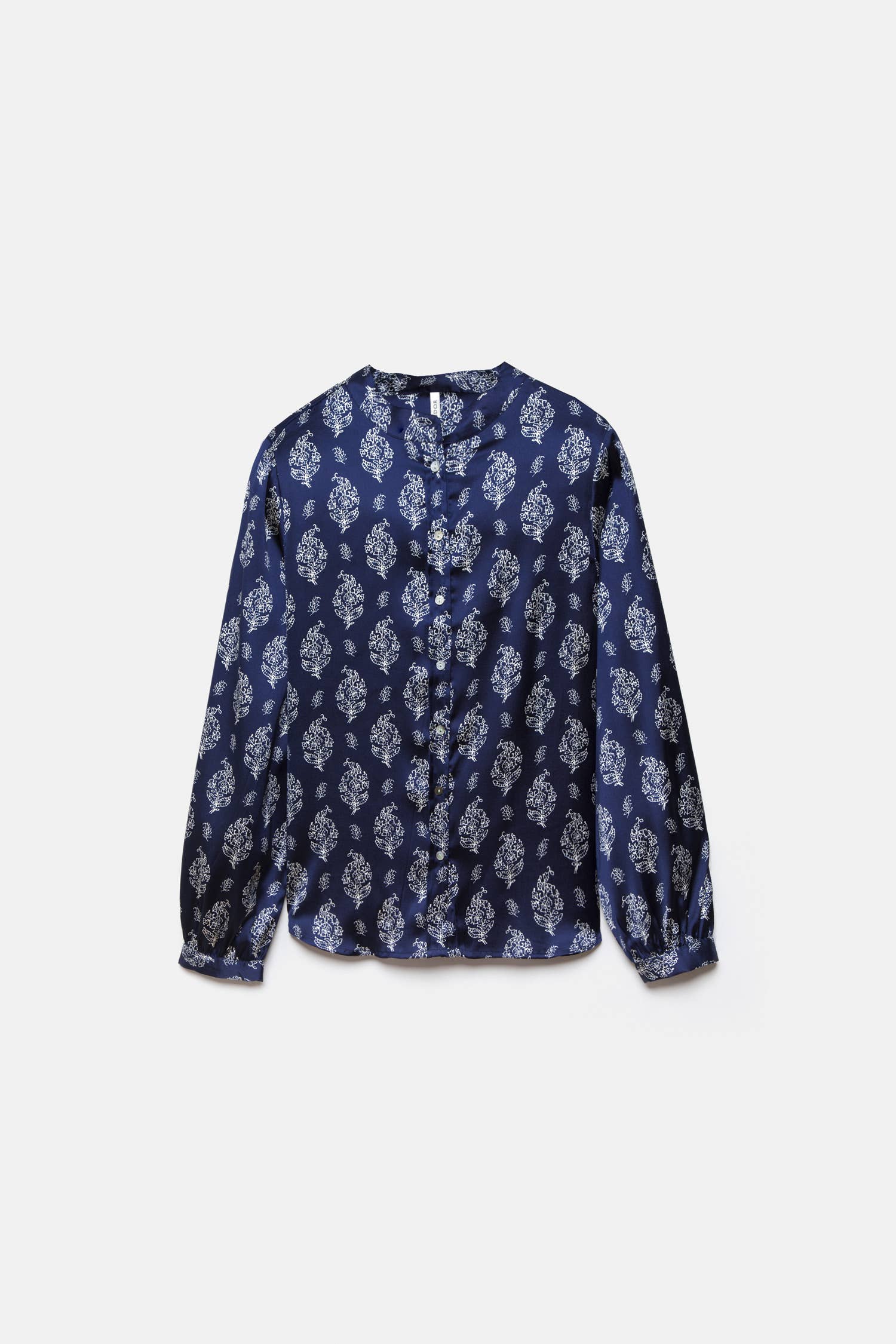 Blusa in raso stampato con bottoni