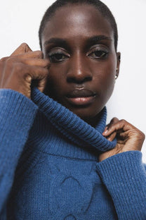 Maglione a collo alto in maglia strutturata