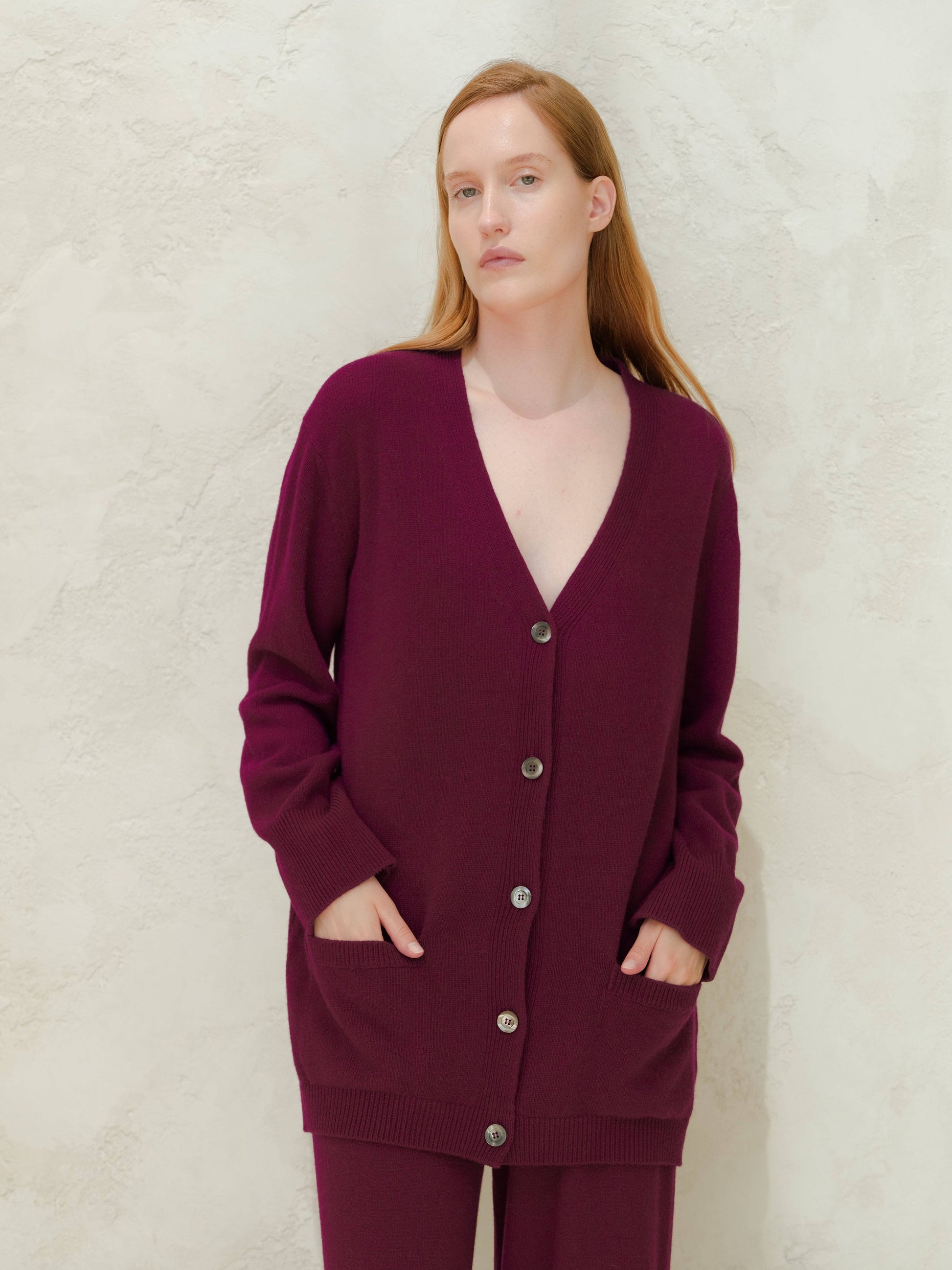 Maxi cardigan con scollo a V in misto cashmere