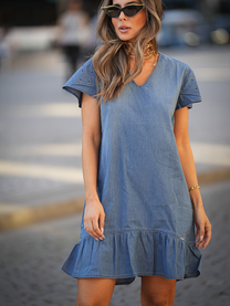 Abito corto in denim con volant