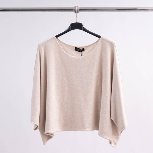 Maglia ampia con scollo a barca e maniche pipistrello