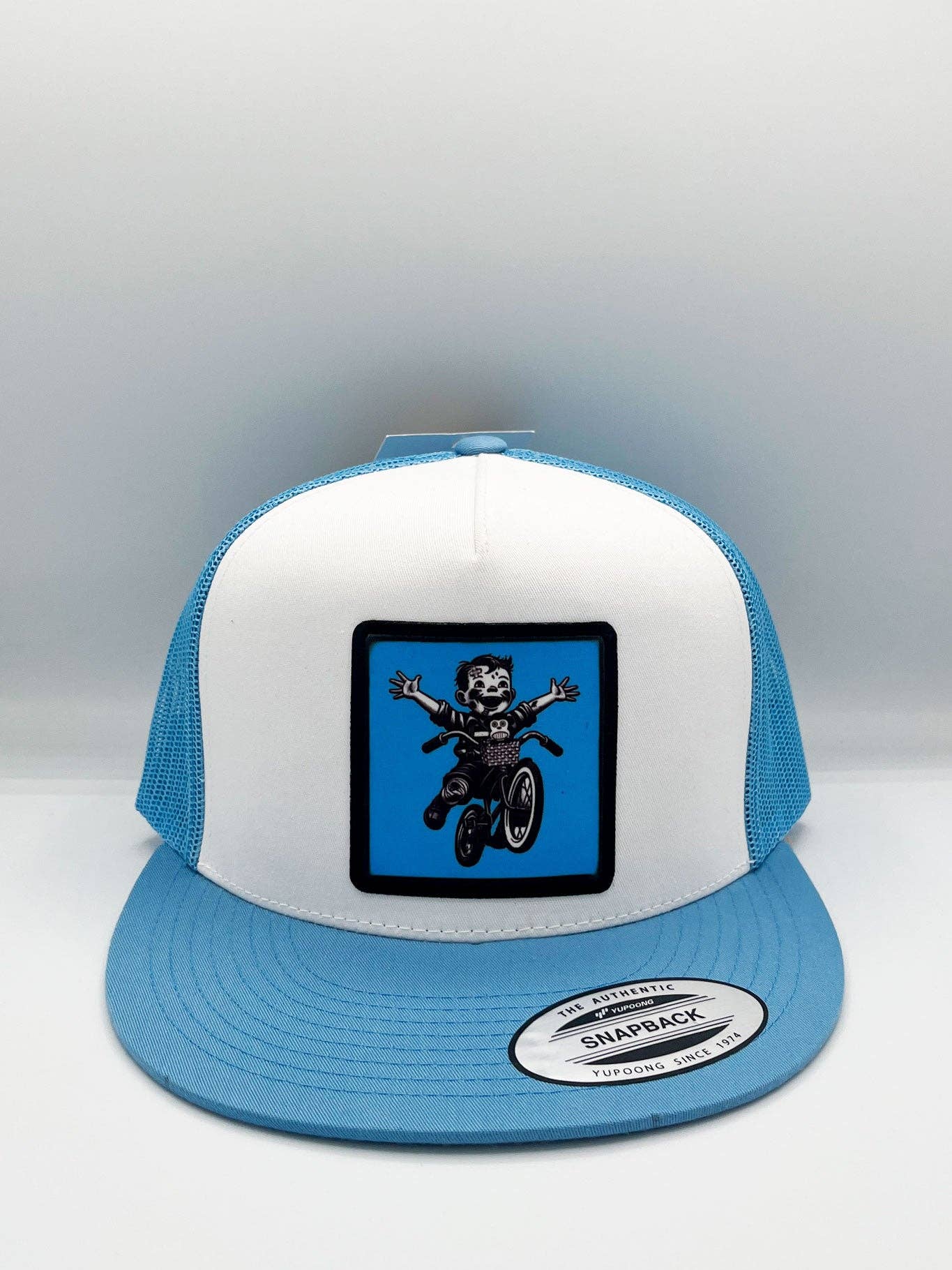 Cappellino trucker Loco Monky “No Rules” con visiera piatta