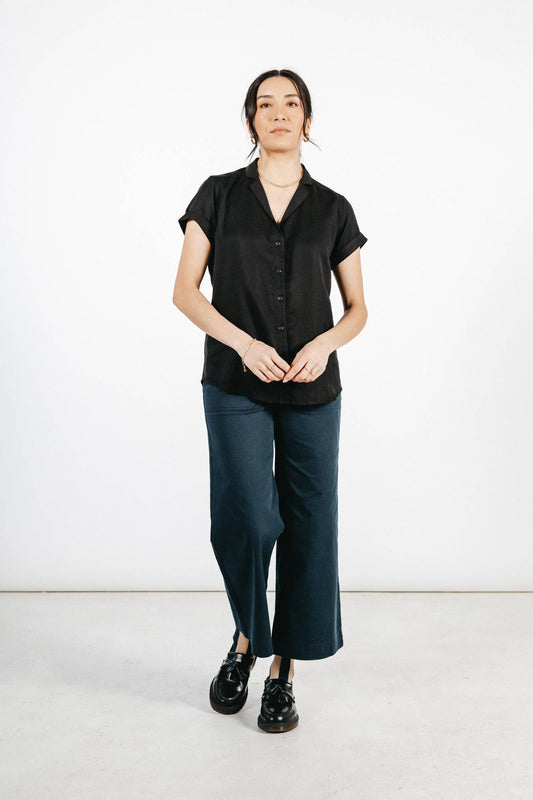 Camicia Innes nera a maniche corte