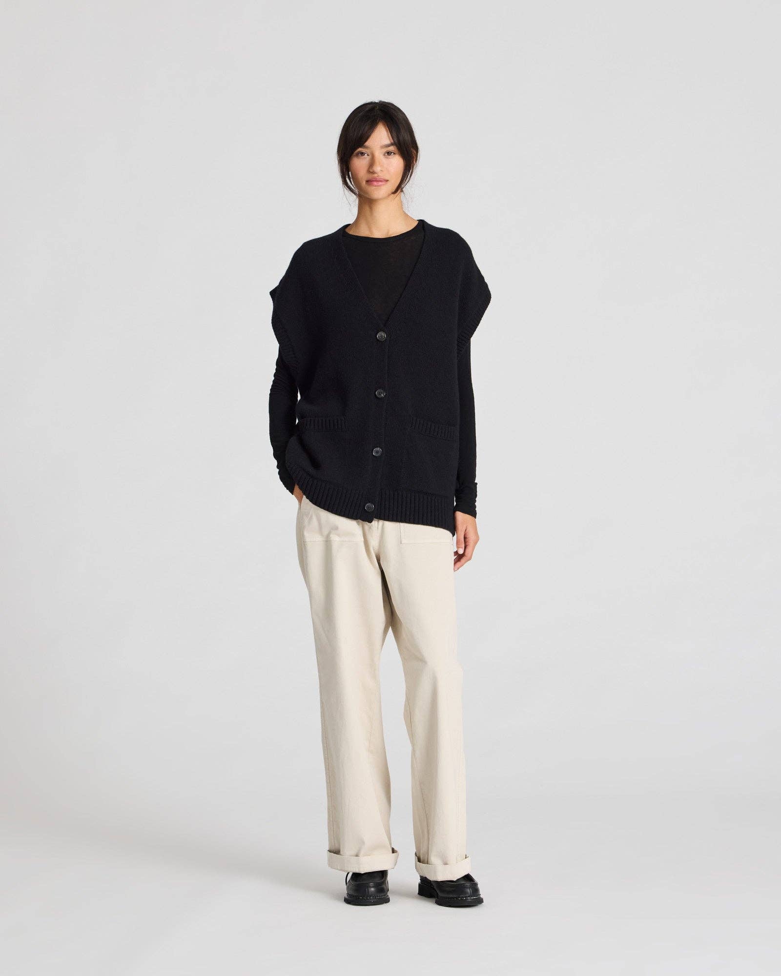 Gilet Thea in lana d’agnello nero
