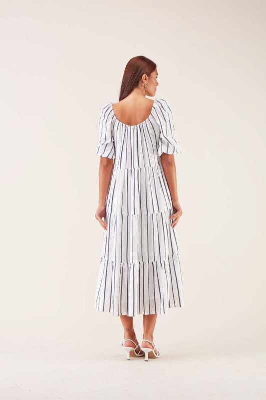 Abito midi a righe con maniche a sbuffo