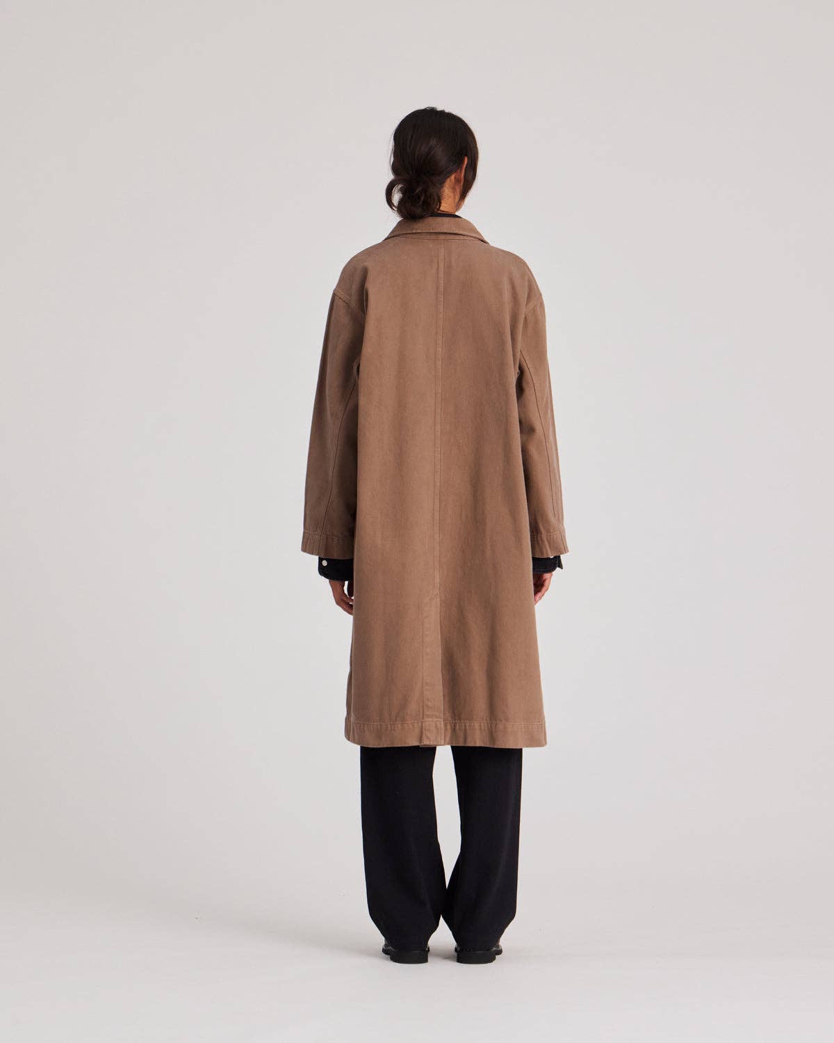 Cappotto lungo Georgina in cotone biologico color Shitake