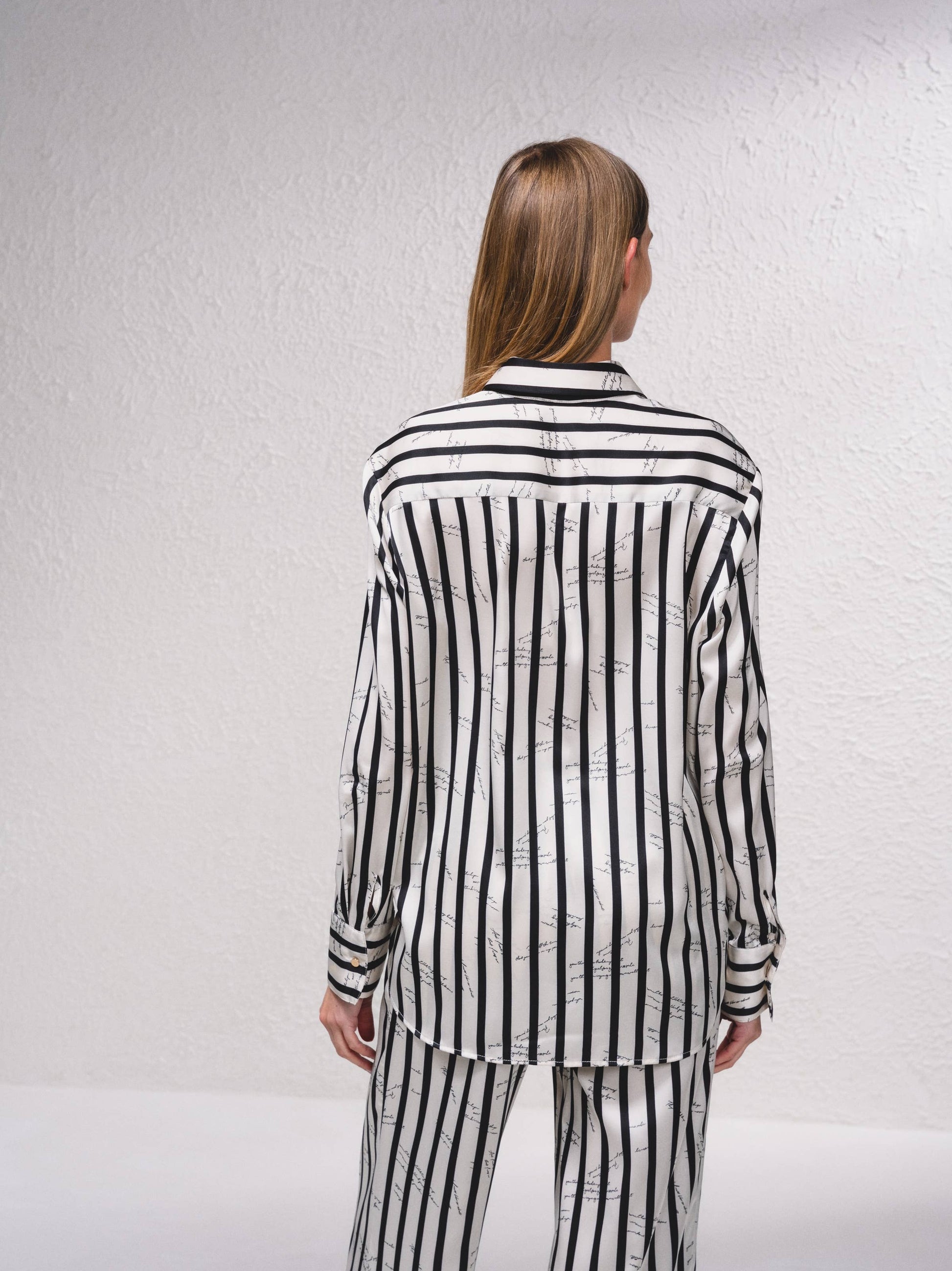 Camicia in raso a righe
