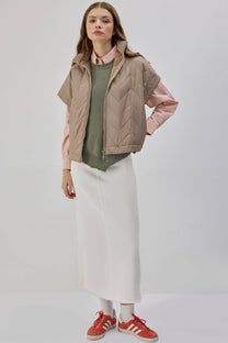 Gilet trapuntato imbottito color visone da donna
