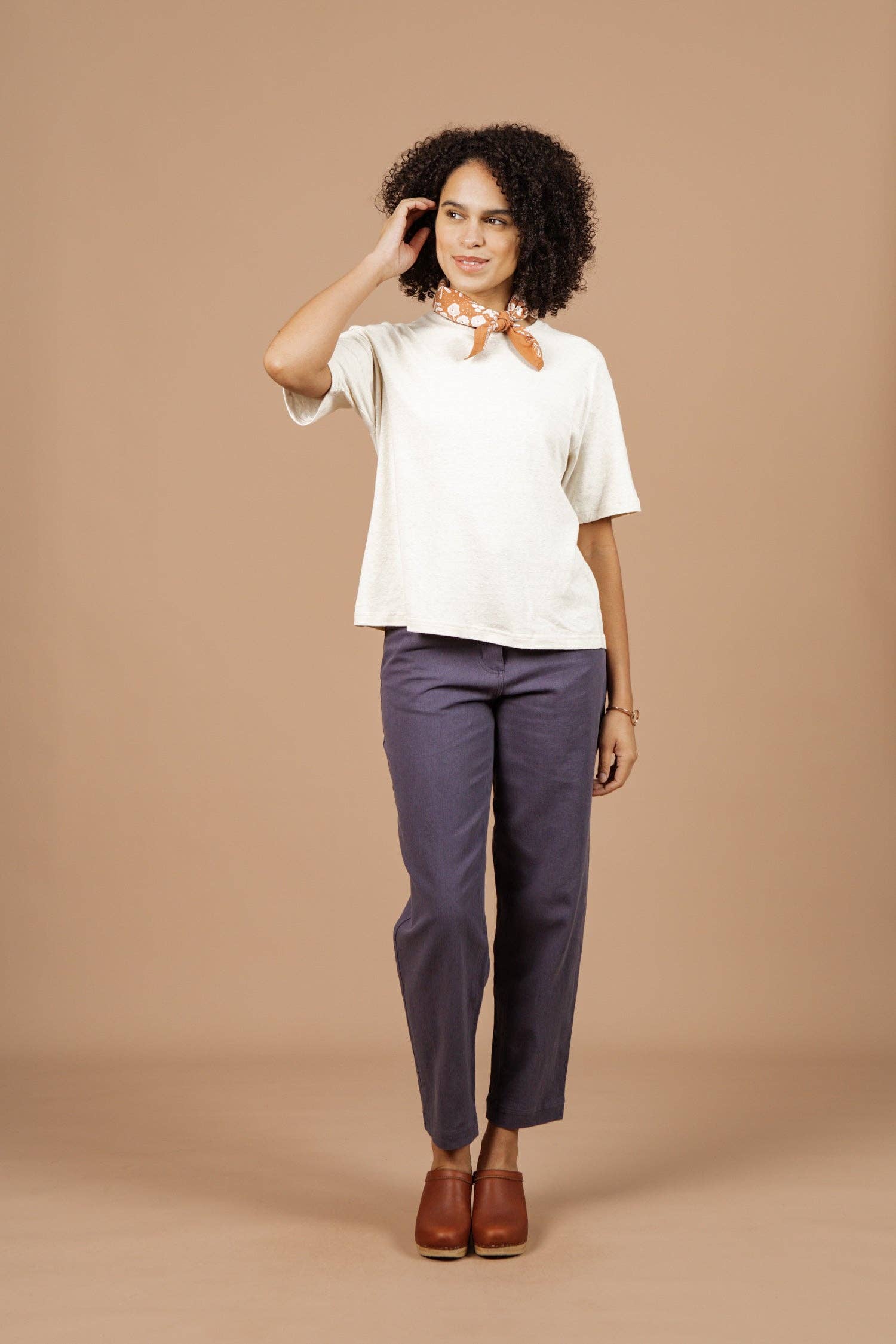 T-shirt boxy in canapa e cotone biologico color avorio