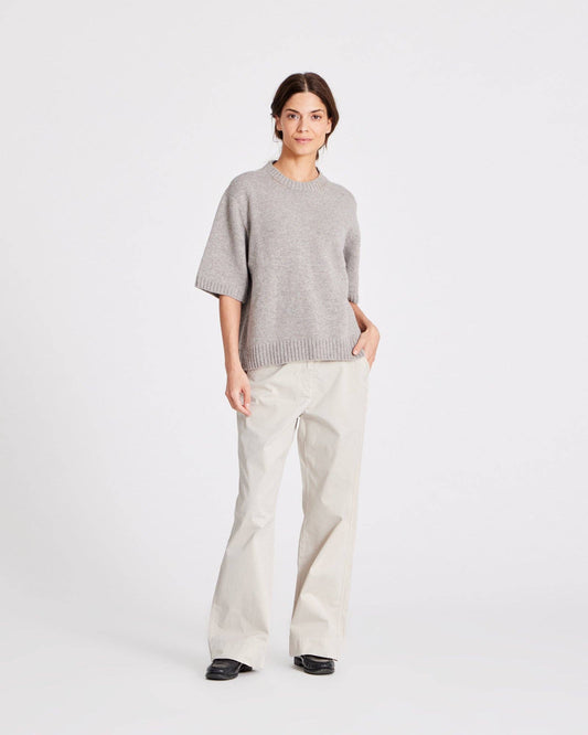 Maglione in lana d’agnello biologica a maniche corte grigio pietra