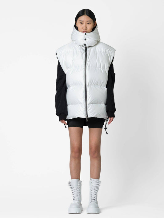Gilet imbottito oversize con cappuccio staccabile