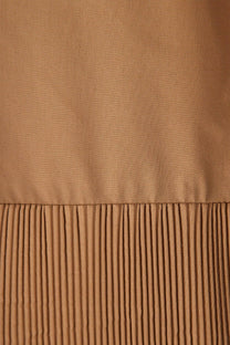 Abito maxi plissettato con collo annodato beige