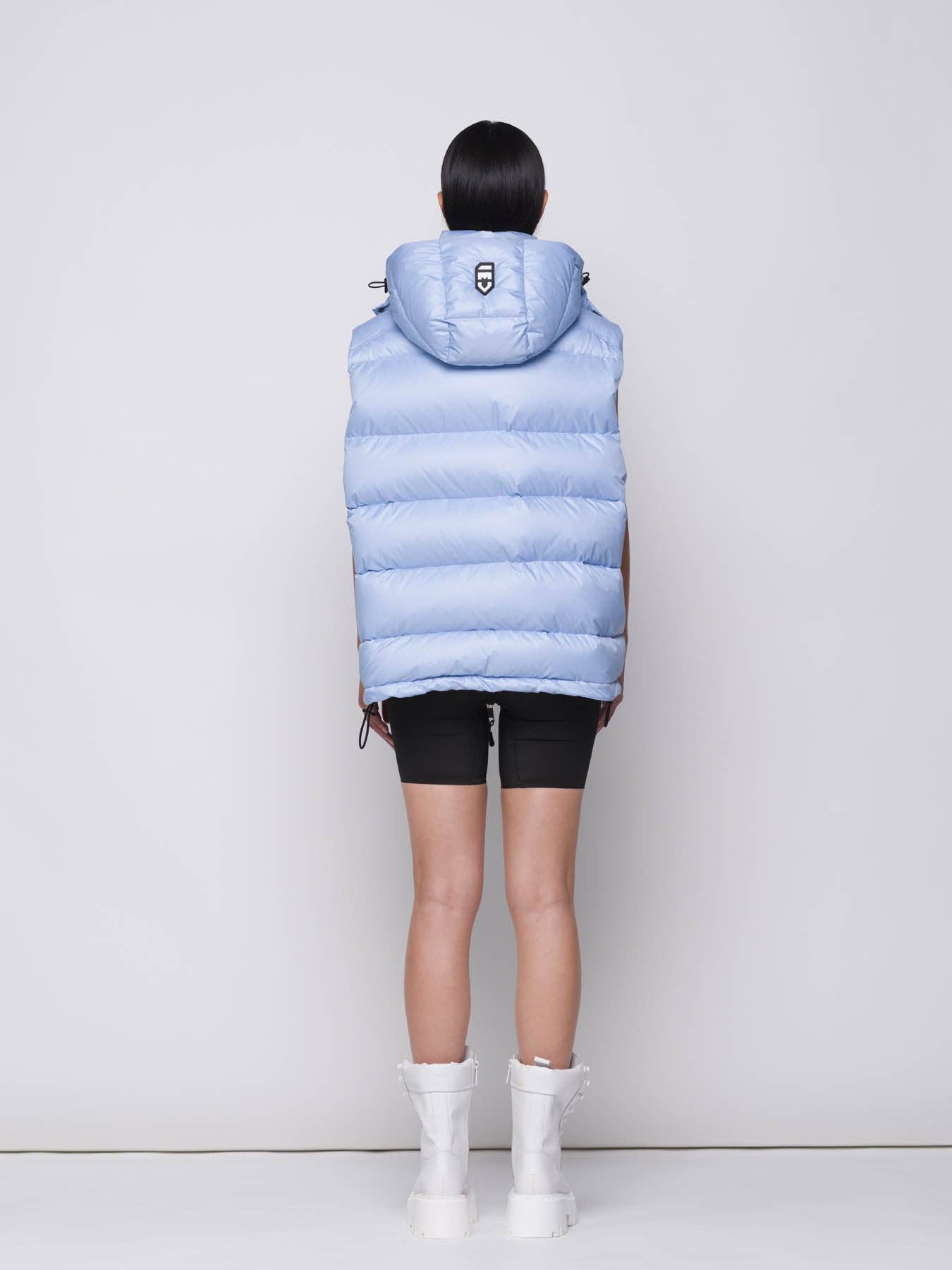 Gilet imbottito con cappuccio azzurro baby