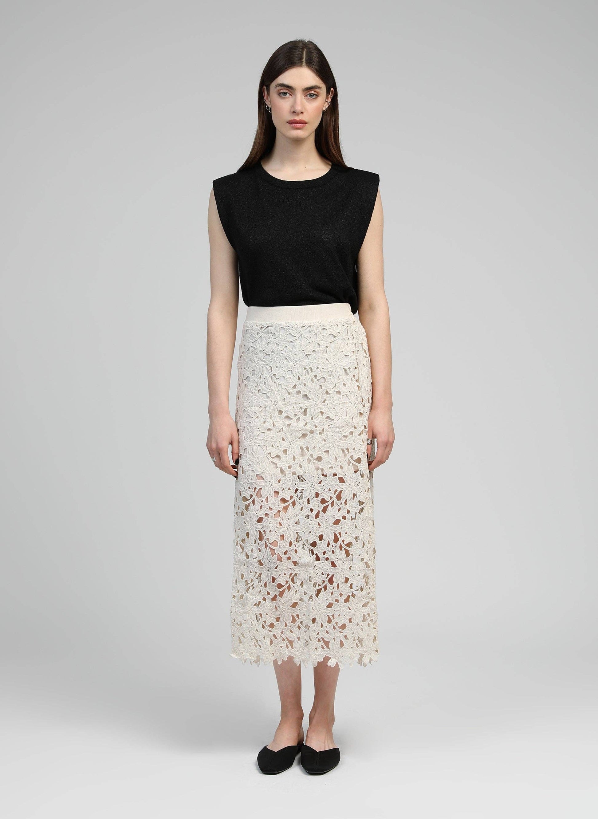 Gonna midi in pizzo floreale a vita alta