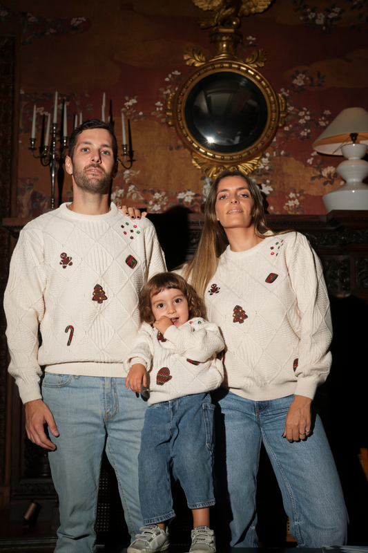 Maglione unisex natalizio con applicazioni
