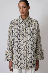 Camicia in cotone con stampa serpente e polsini larghi