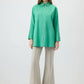 Camicia verde con dettagli gioiello