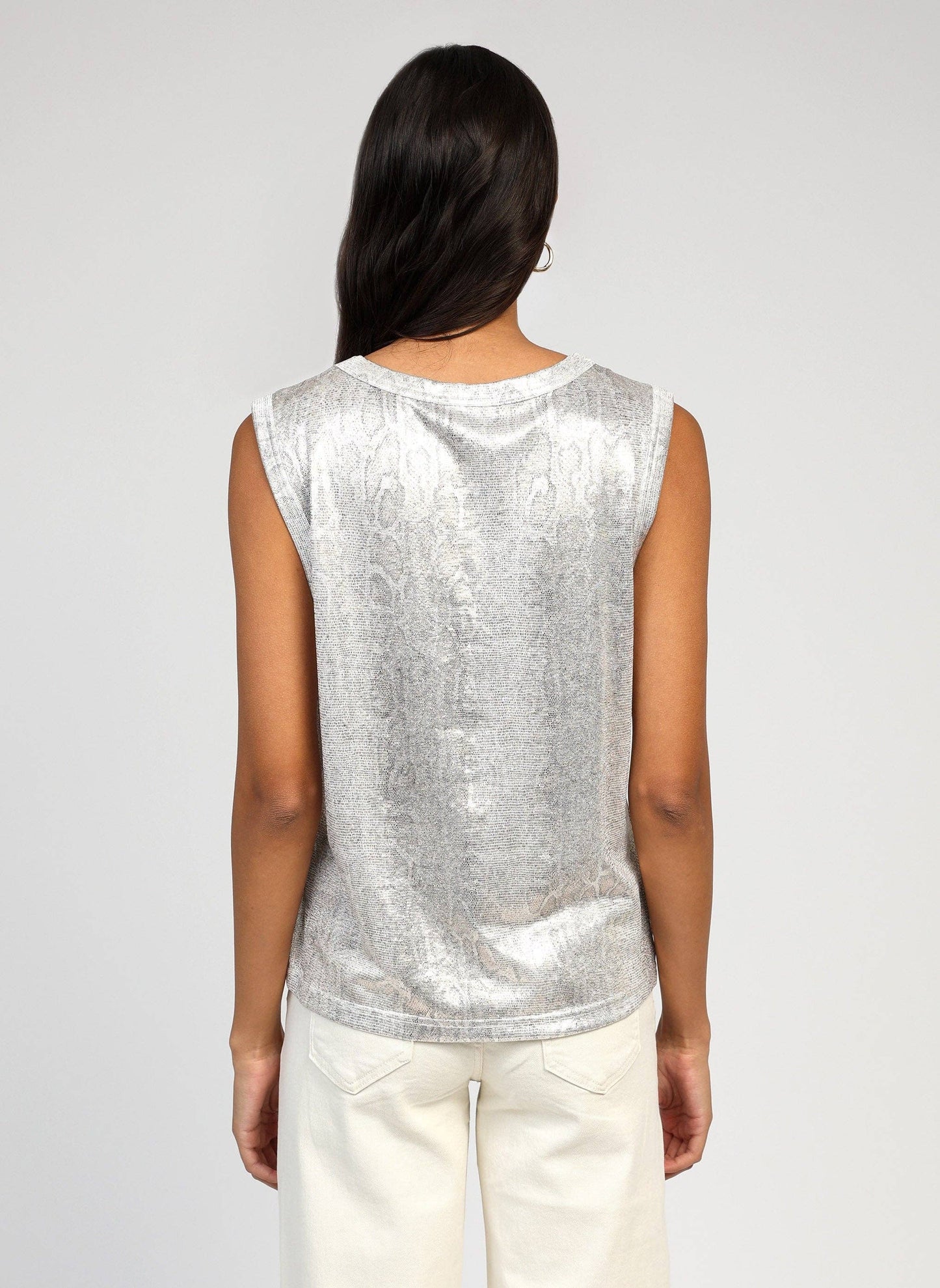 Top smanicato in maglia metallica madreperla