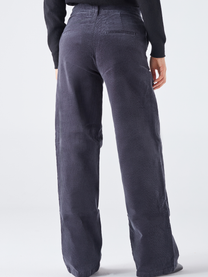 Pantaloni lunghi in velluto a coste