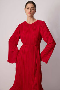 Abito lungo elegante in chiffon plissettato con maniche fluide