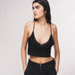 Top cropped all’uncinetto a triangolo