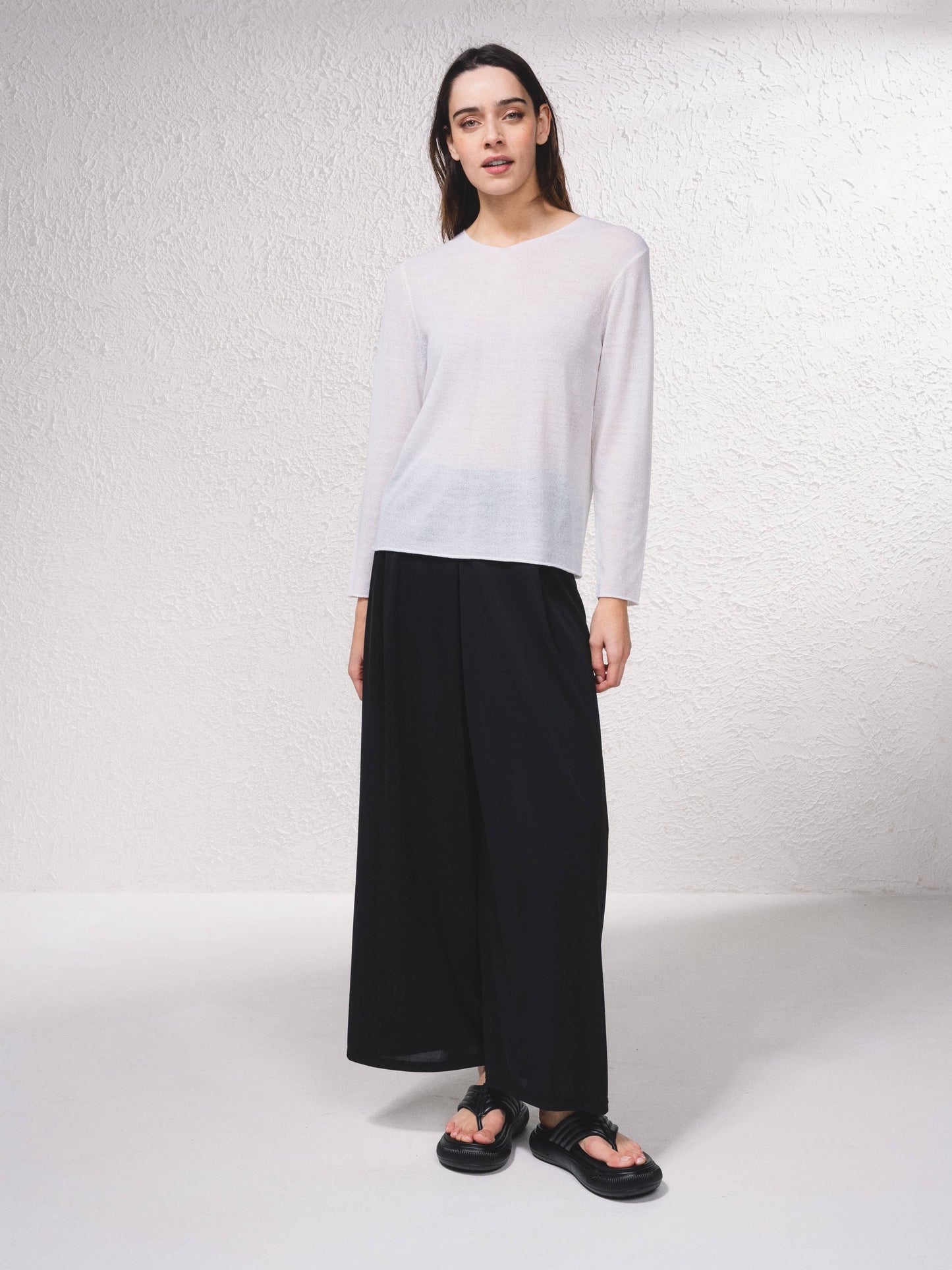 Maglione basic in maglia fine girocollo