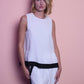 Top smanicato bicolor con bordo a contrasto