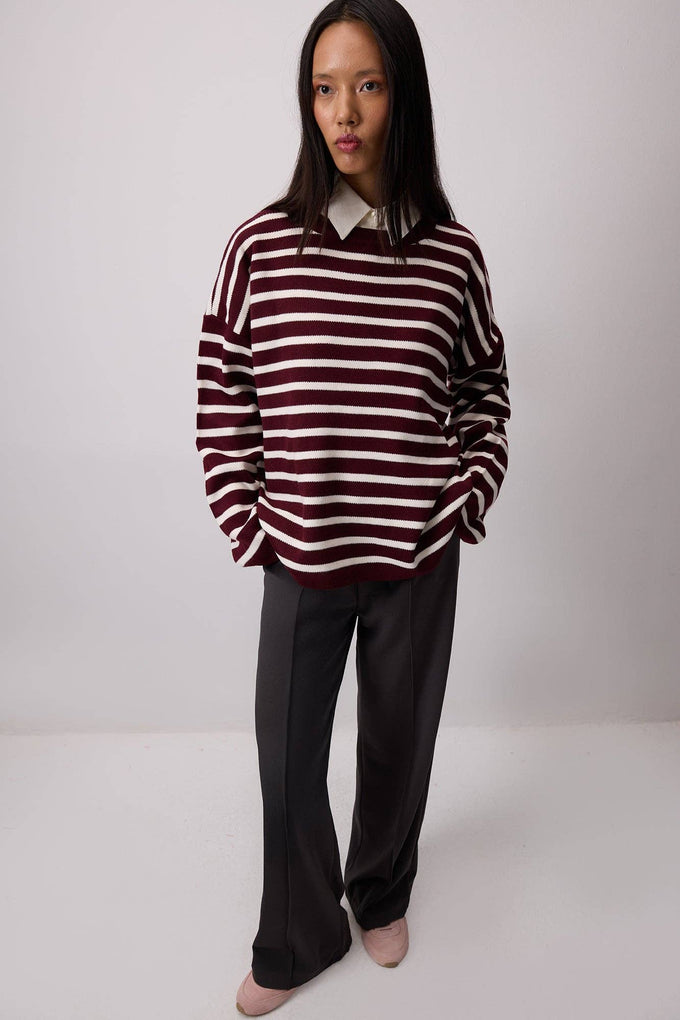Maglione a righe bordeaux oversize