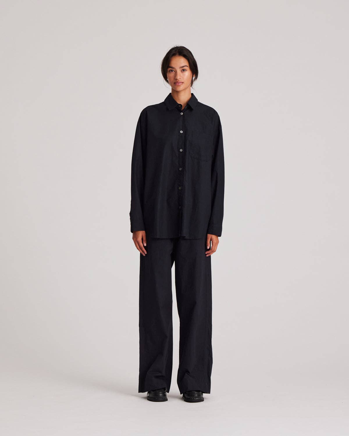 Camicia Astrid in popeline di cotone biologico nera
