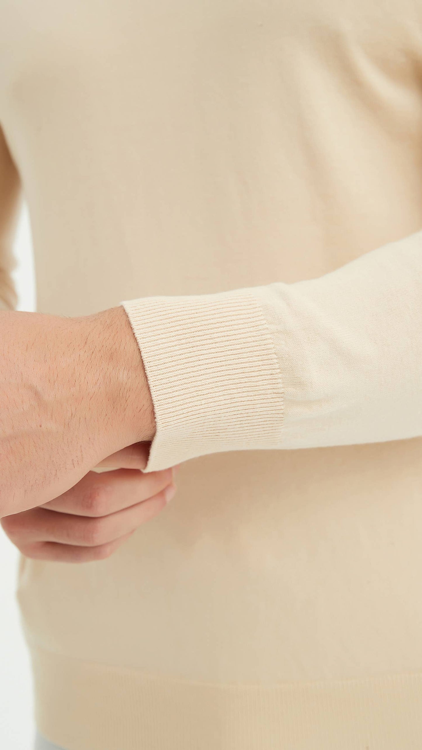 Maglione beige in cotone con collo camionista e zip