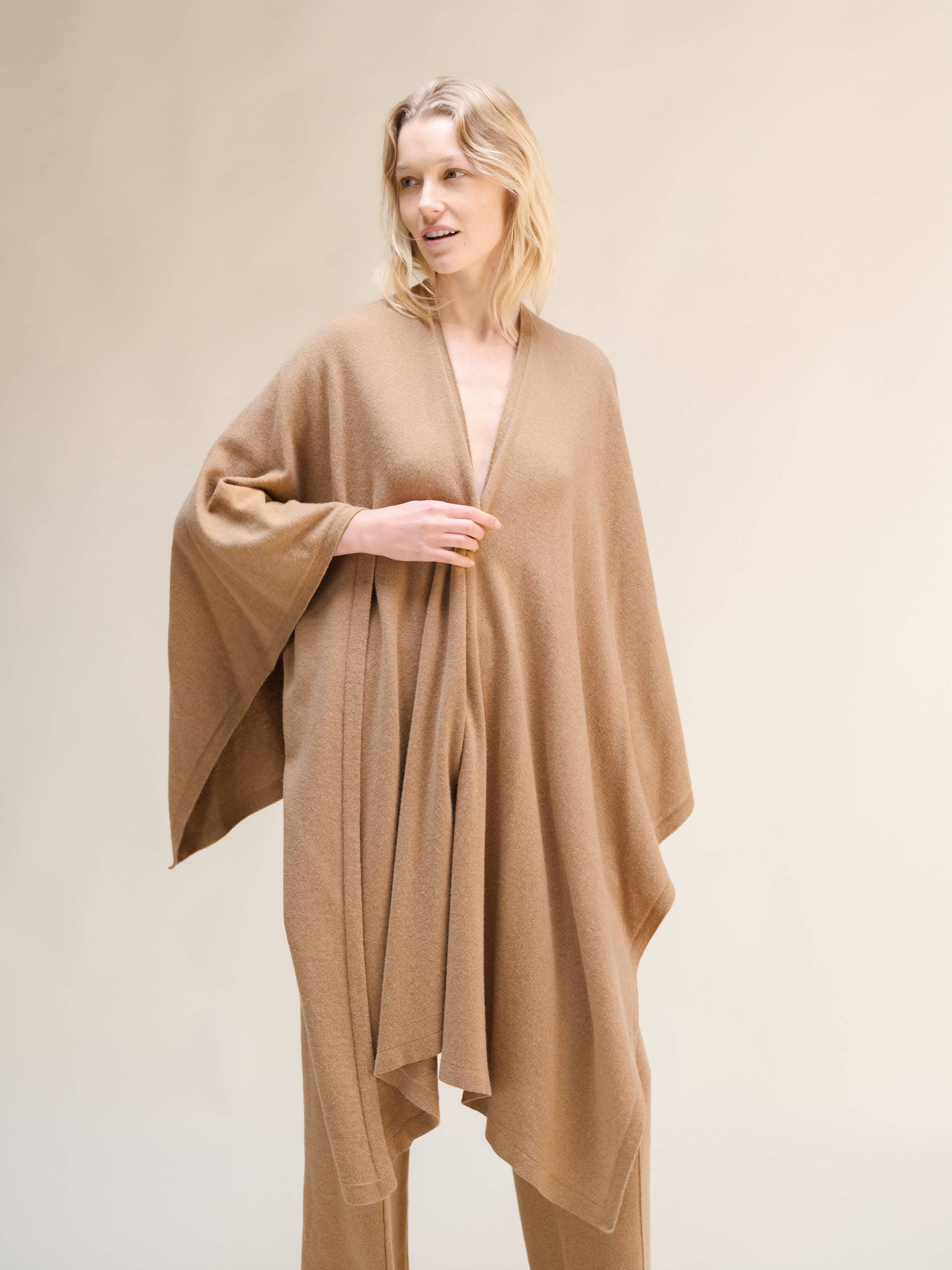 Maxi mantella in misto cashmere