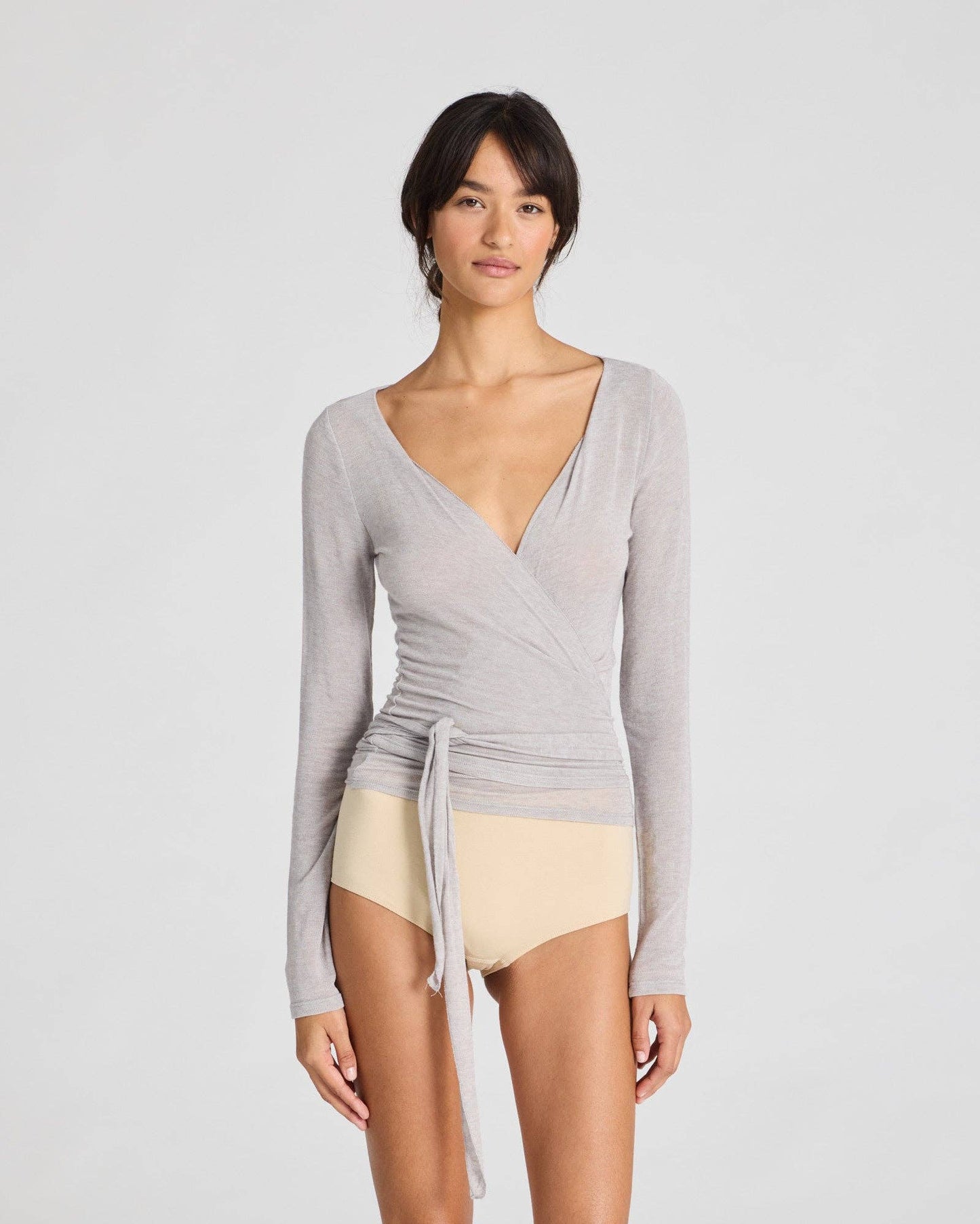 Maglia avvolgente Anne in lana grigio chiaro mélange
